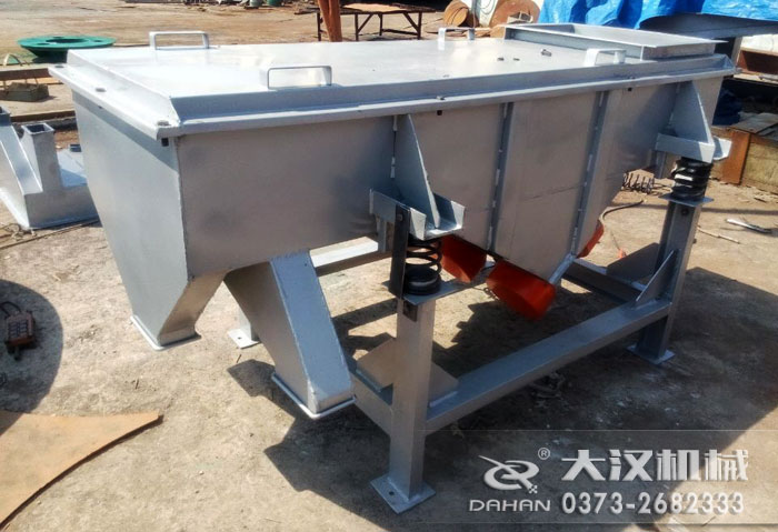 石粉直線(xiàn)振動(dòng)篩